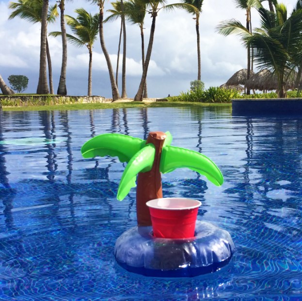 Pool inflatable mini wheel para sa paghawak ng mga inuming Palm tree