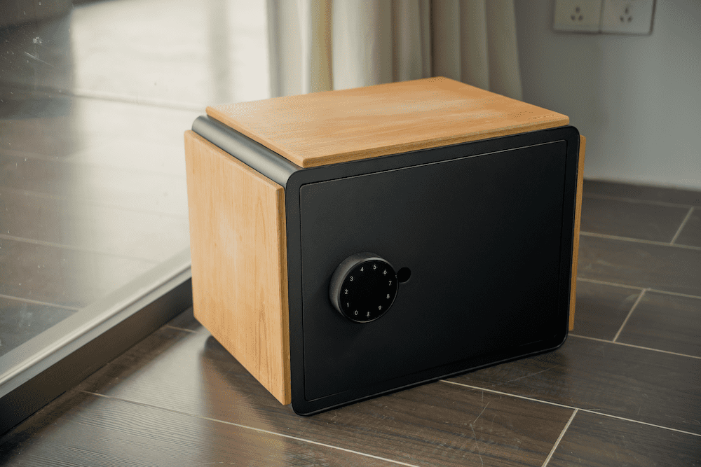 oak wood safe box seguridad suporta wifi app