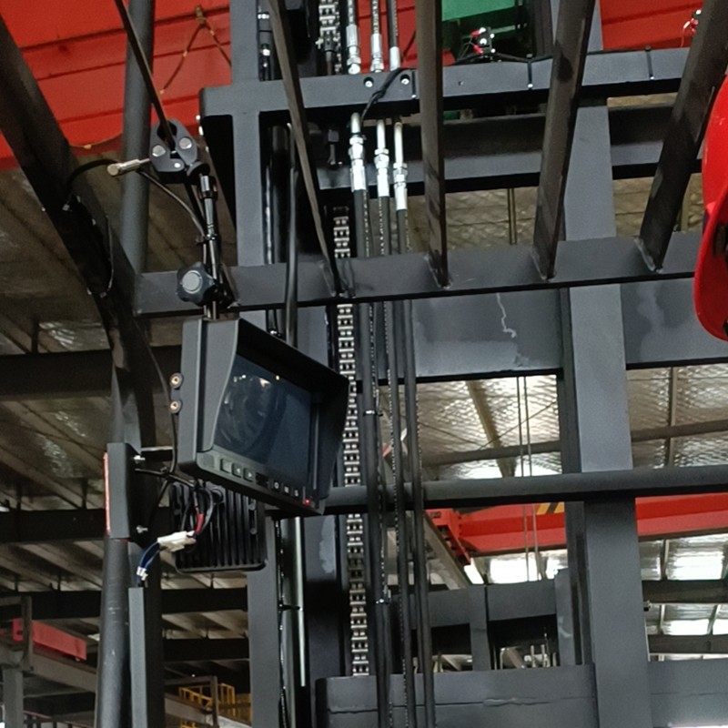 monitor gamit ang laser camera high-lift truck